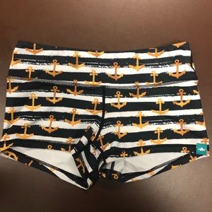 WOD Bottom booty shorts